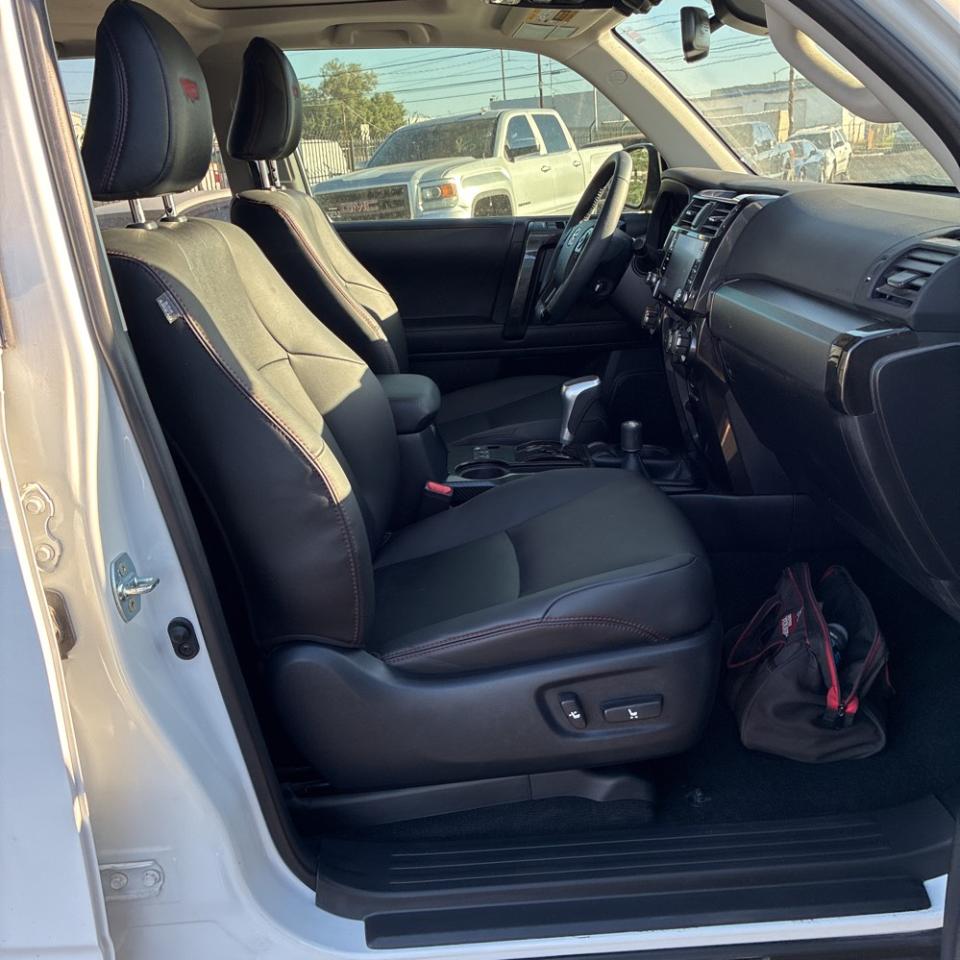 TOYOTA 4RUNNER SR5 PREMIUM