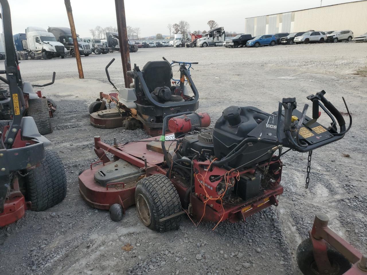 Lot #3294125943 2017 EXMARK UNKNOWN