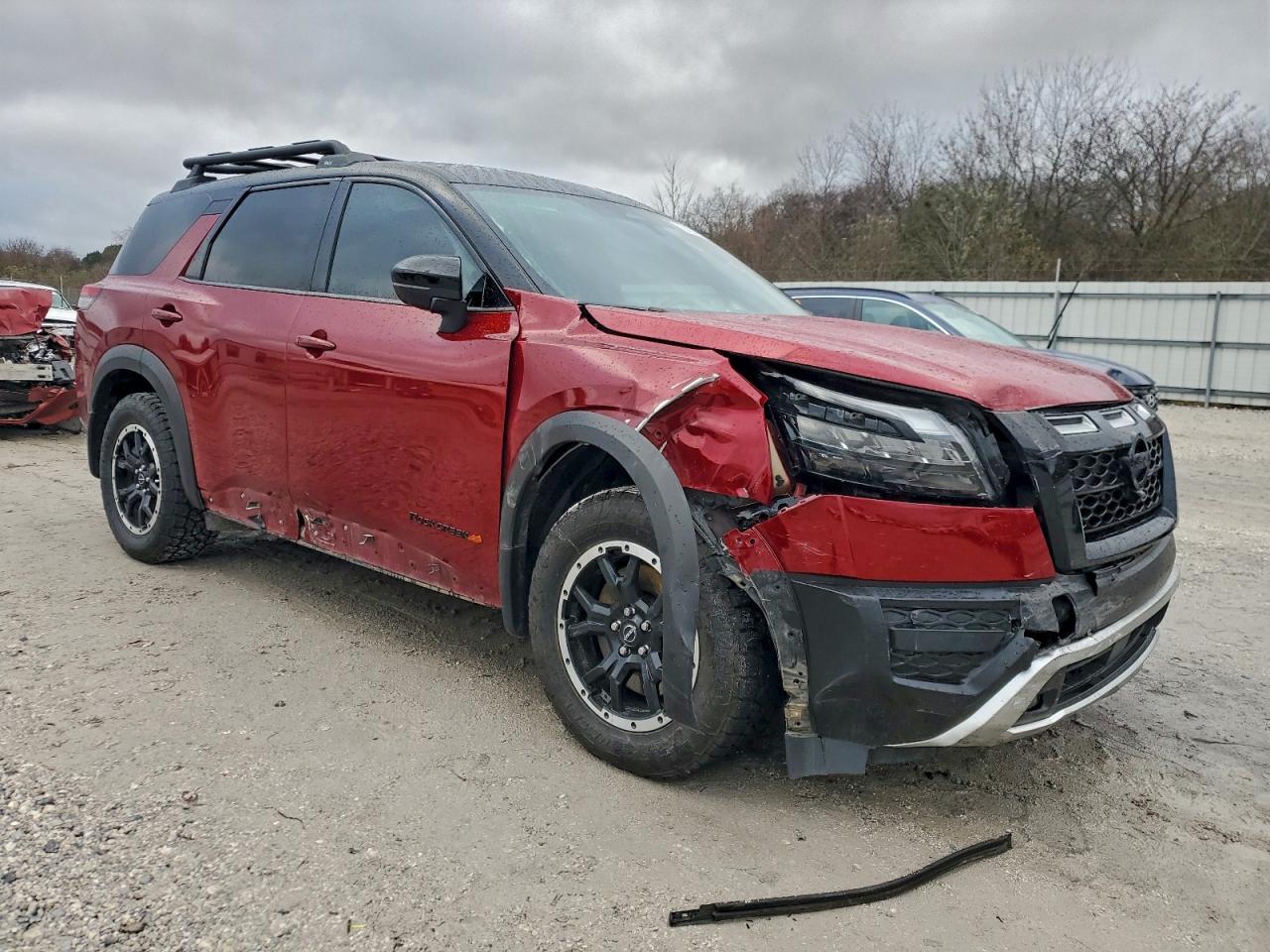 NISSAN PATHFINDER SV