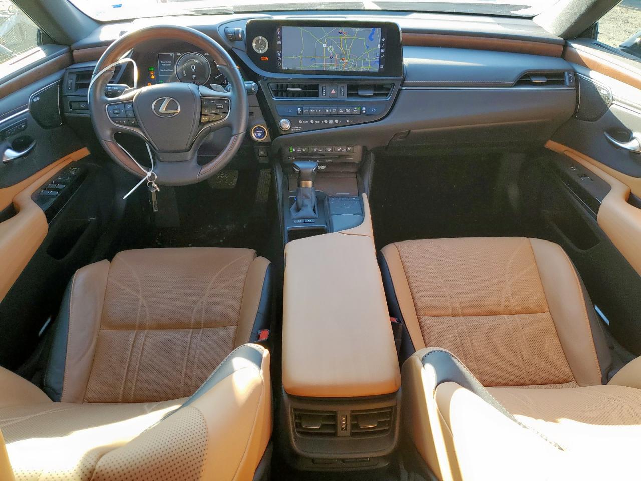 LEXUS ES 300H BASE