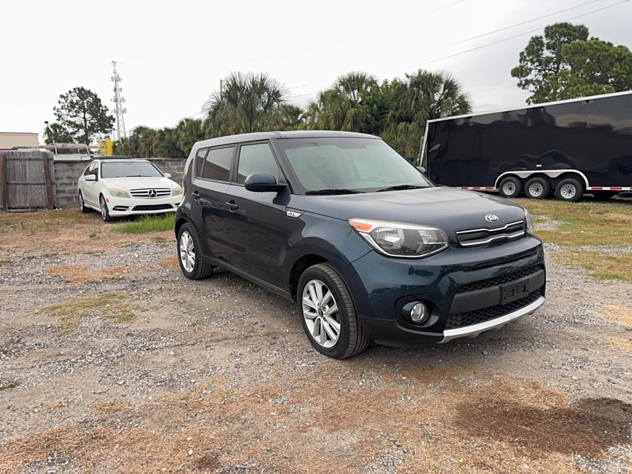 KIA SOUL +