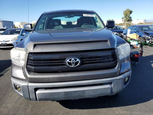 2015 TOYOTA TUNDRA DOU #3304875556