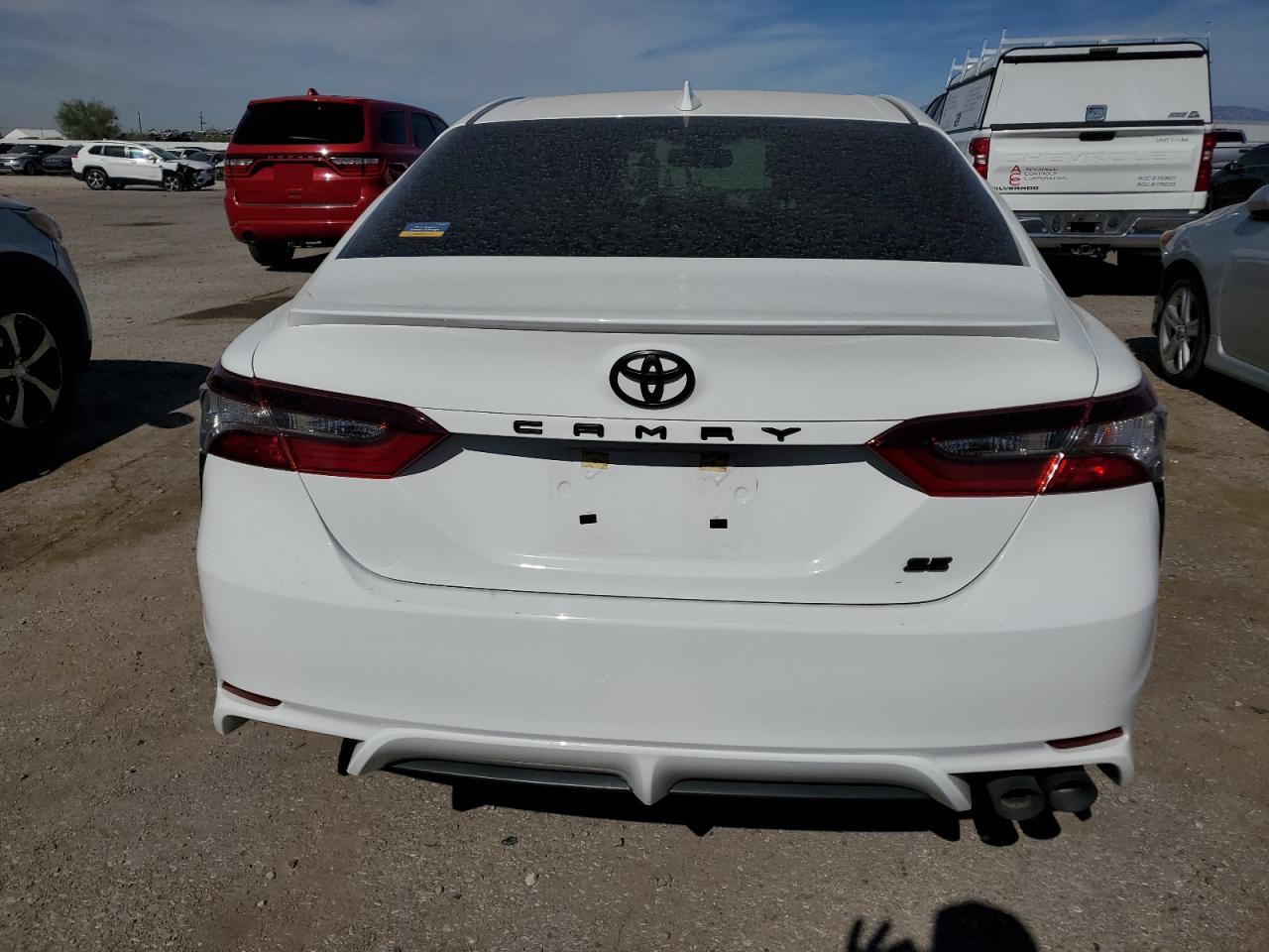 TOYOTA CAMRY SE NIGHT SHADE