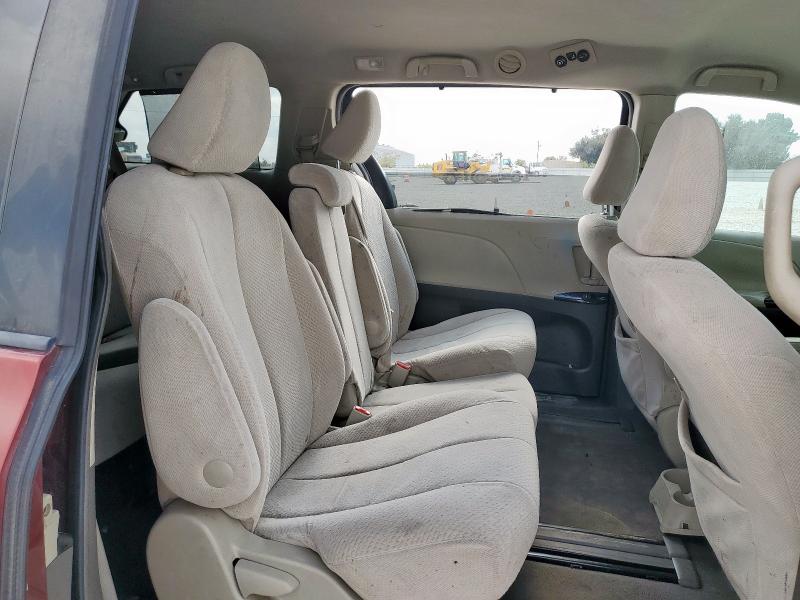 2011 TOYOTA SIENNA LE #3296541413