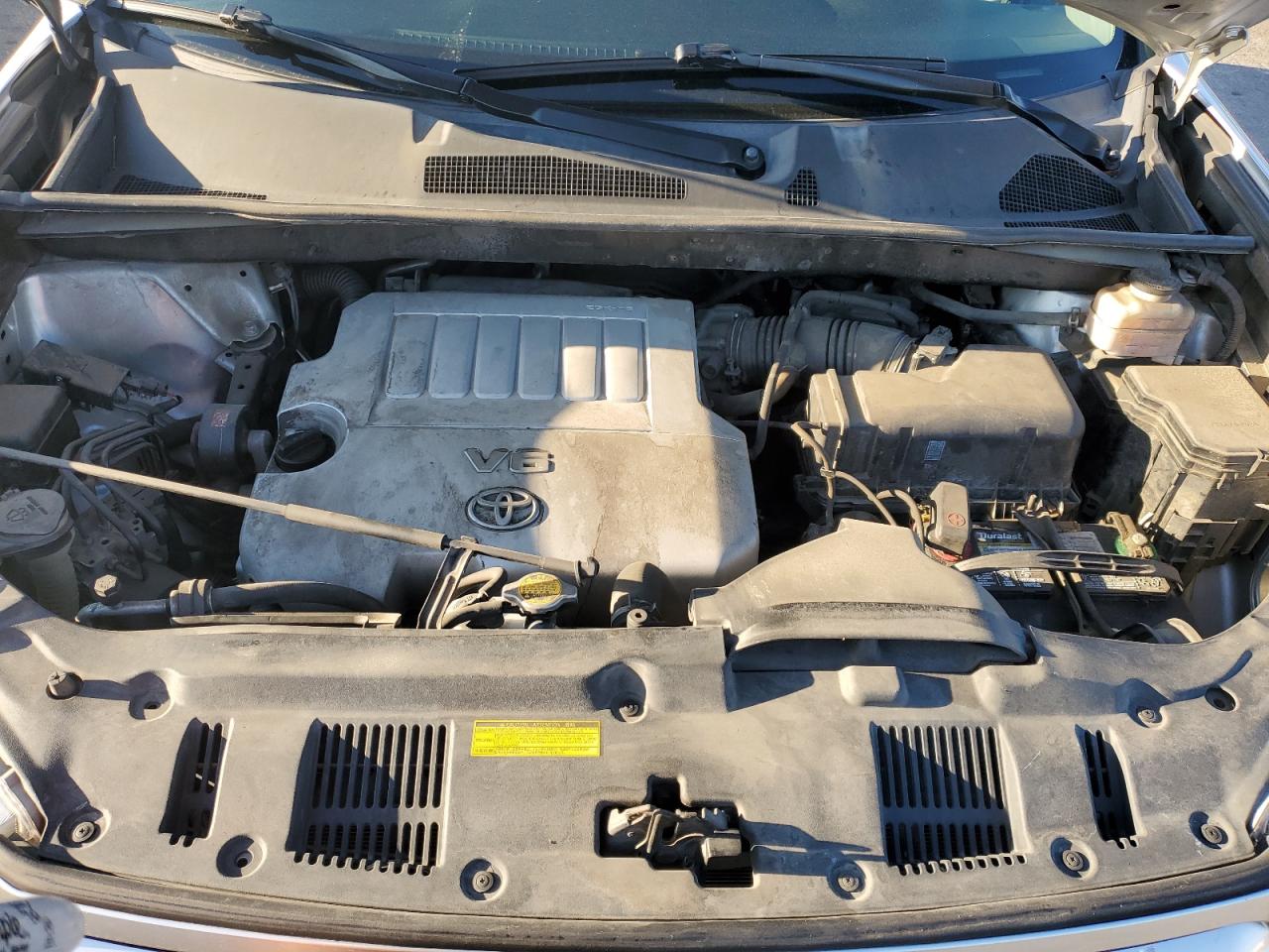 TOYOTA HIGHLANDER BASE