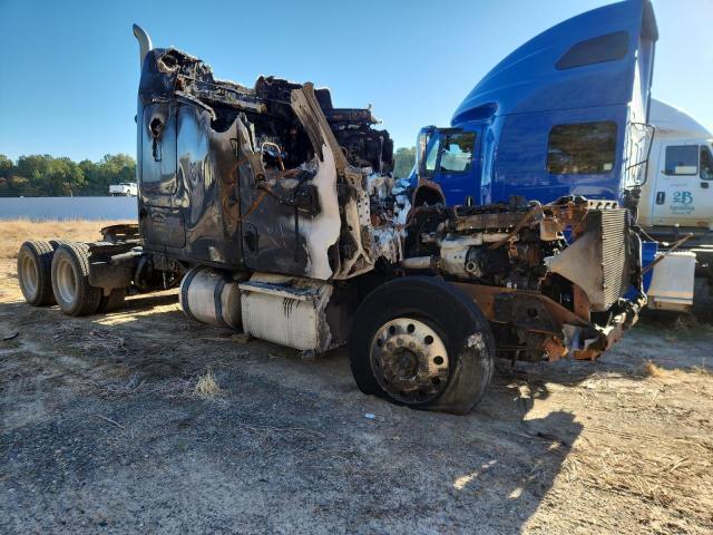 Global Auto Auctions: 2015 FREIGHTLINER CASCADIA 1