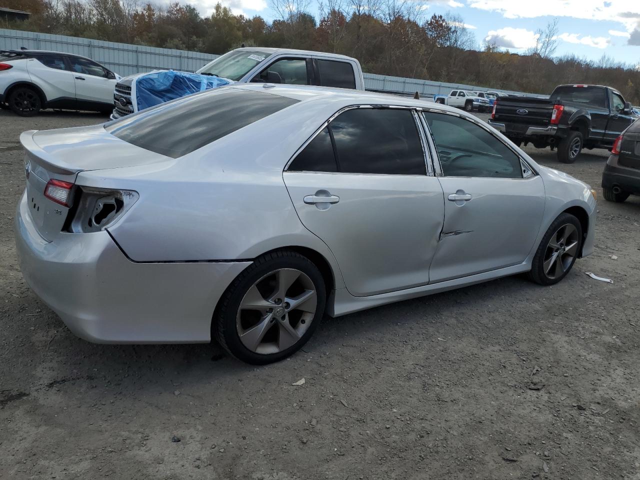TOYOTA CAMRY SE