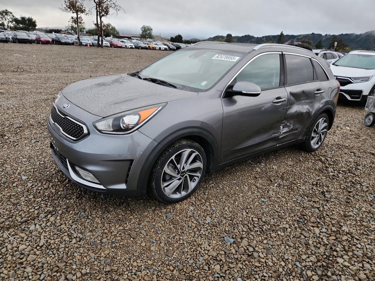 KIA NIRO EX TOURING