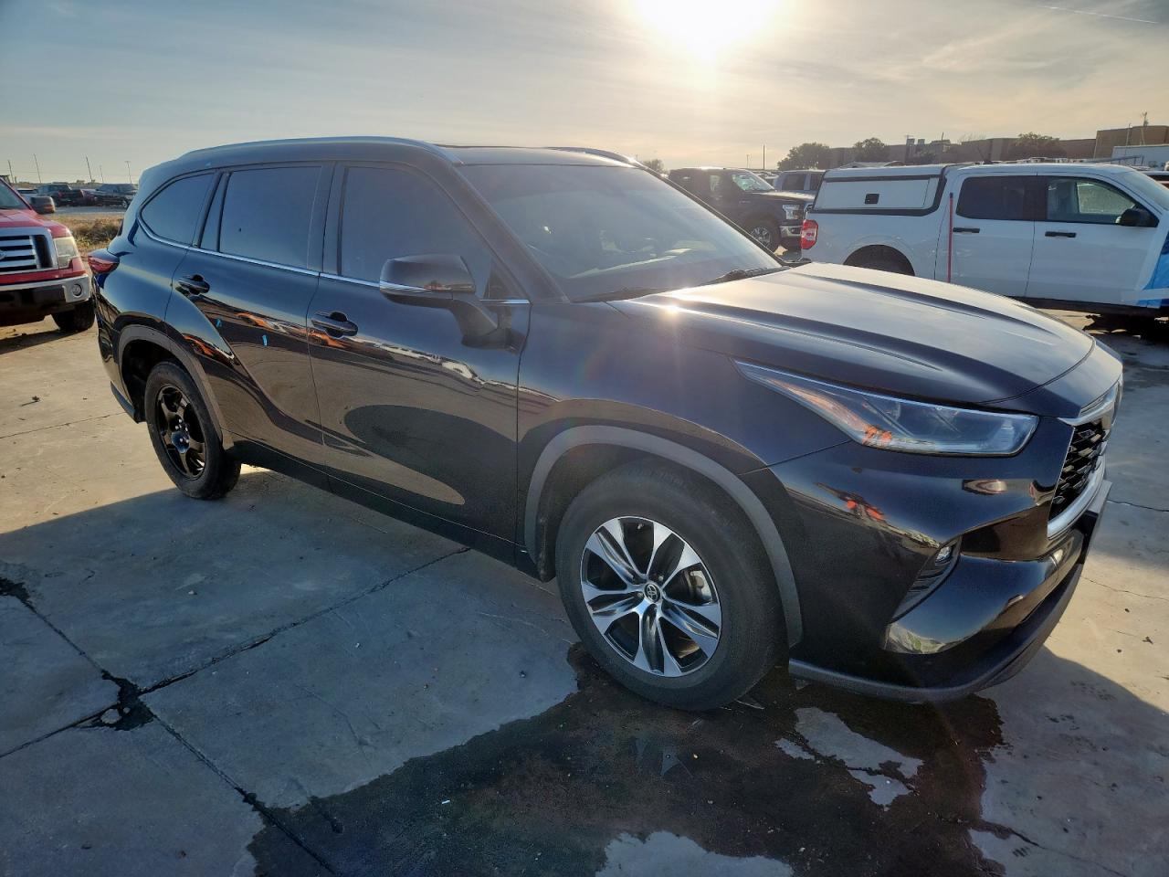 TOYOTA HIGHLANDER XLE