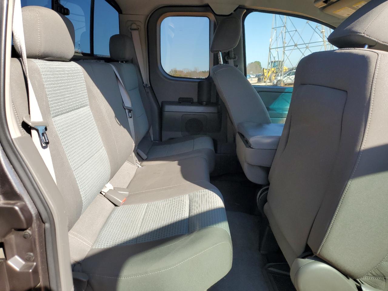 Lot #3308229172 2005 NISSAN TITAN XE