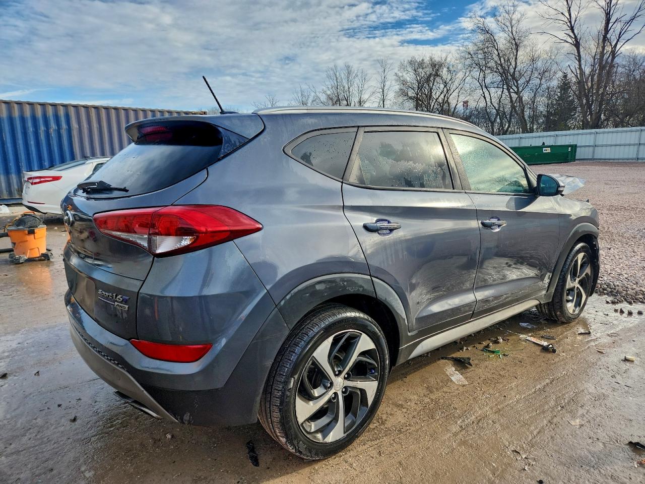 Lot #3302923133 2017 HYUNDAI TUCSON LIM