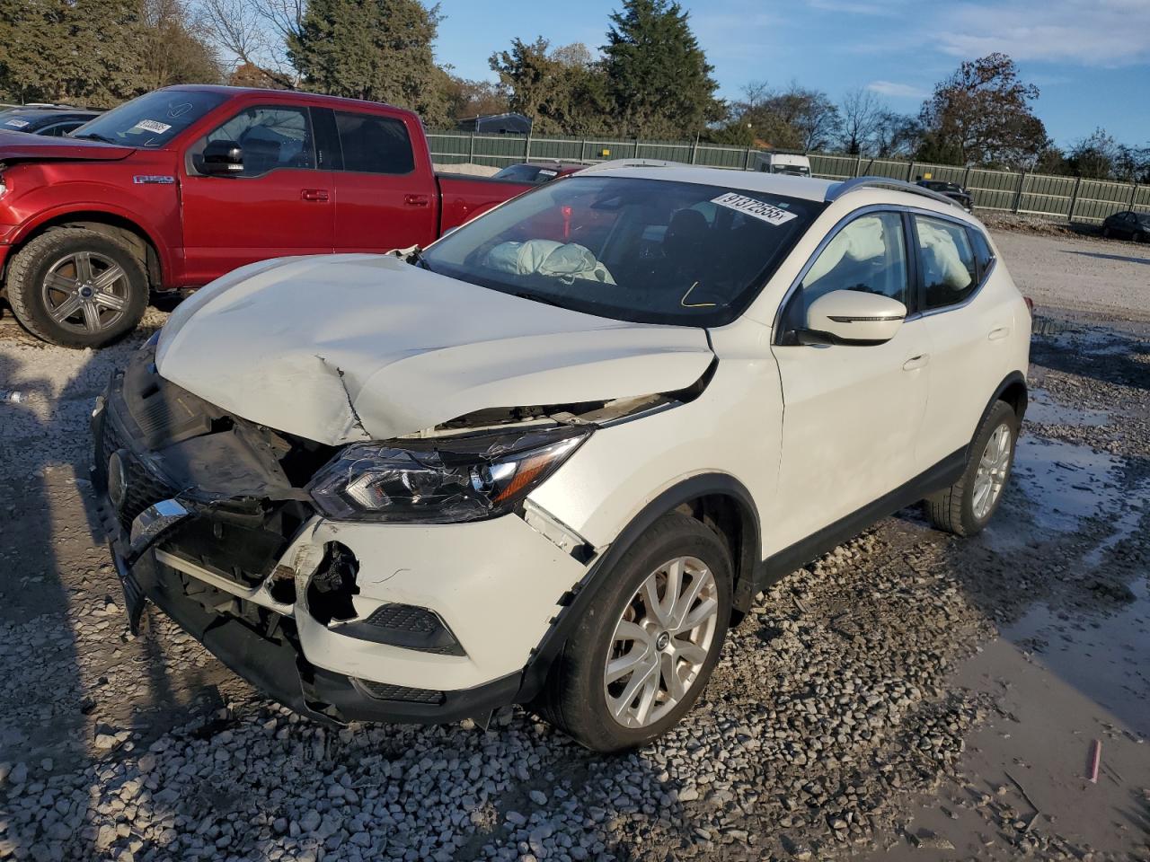 NISSAN ROGUE SPORT S