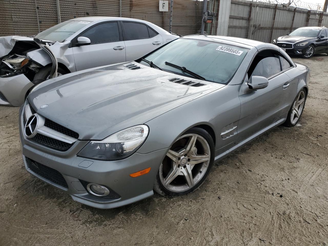 MERCEDES-BENZ SL-CLASS 550