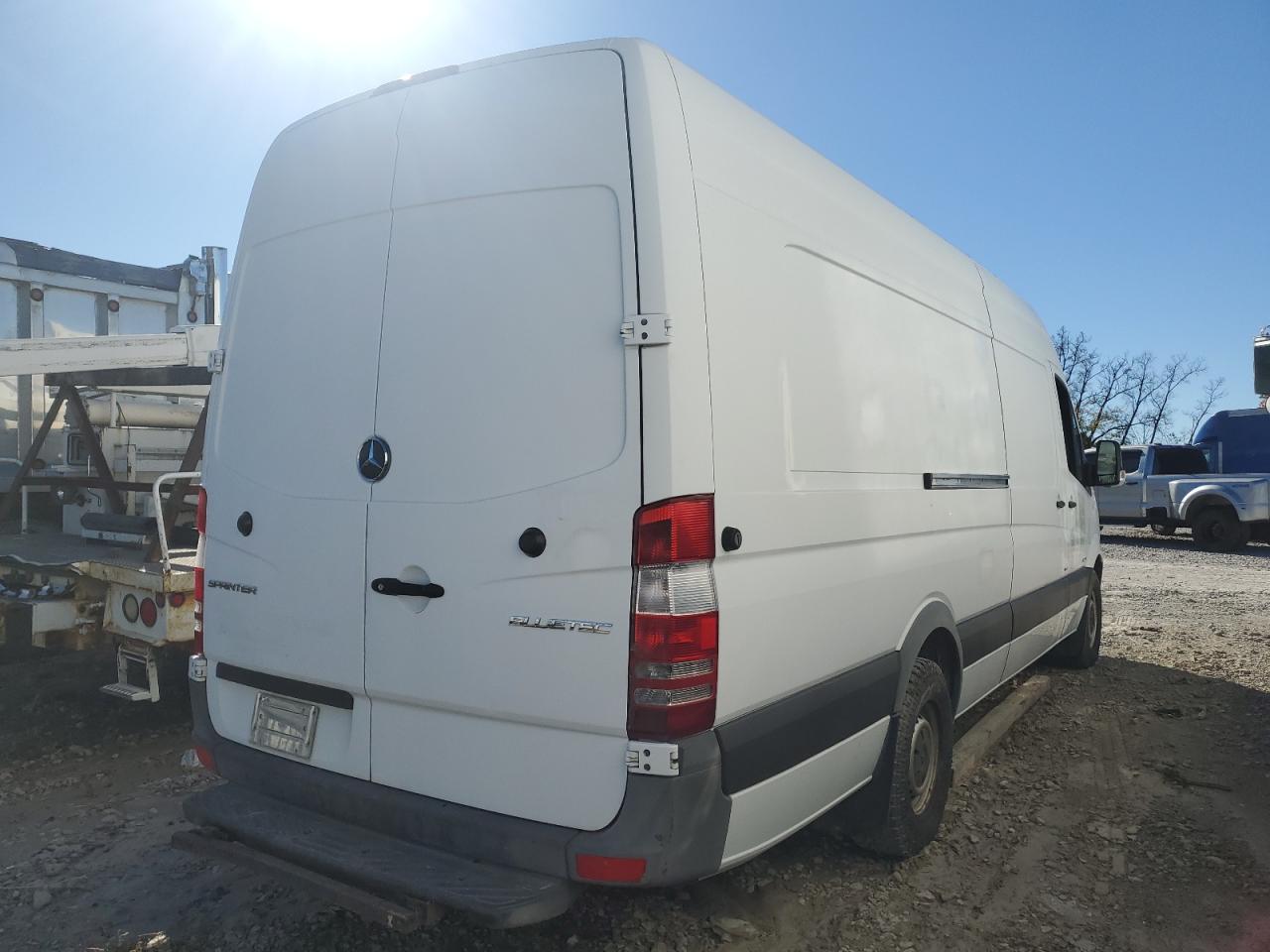 MERCEDES-BENZ SPRINTER 2500