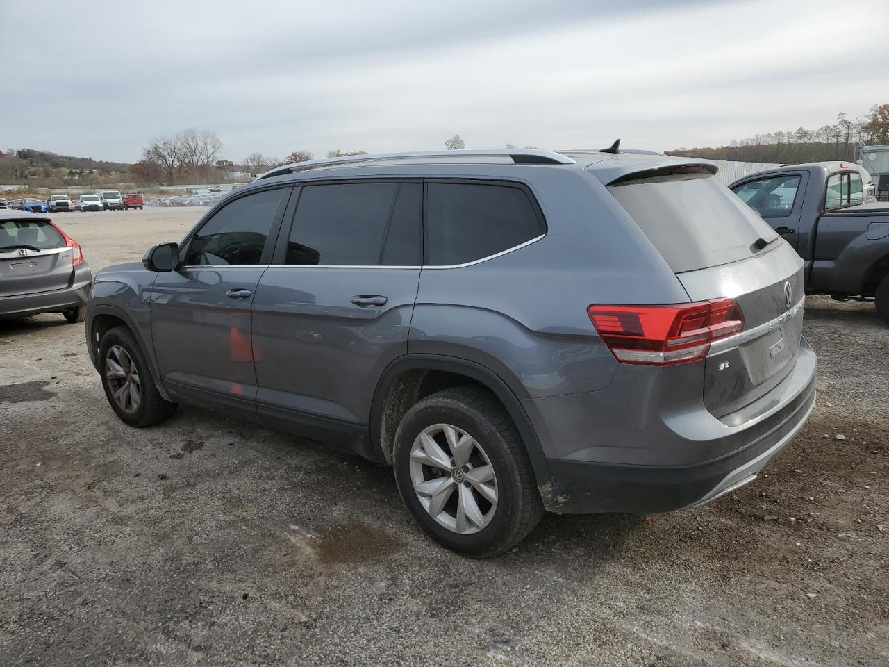 Lot #3312226112 2018 VOLKSWAGEN ATLAS SE
