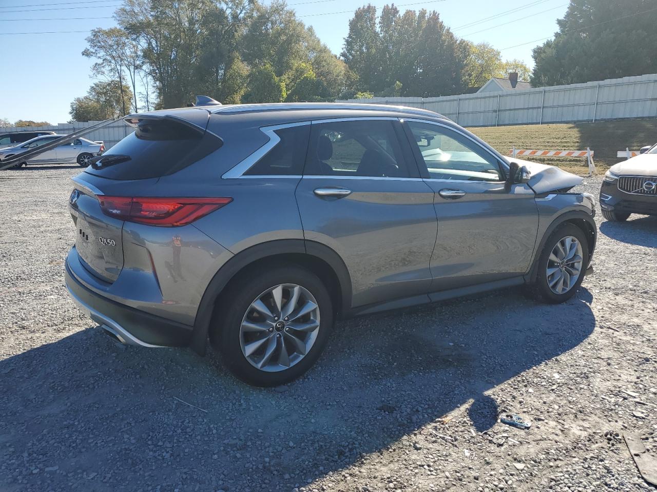 INFINITI QX50 LUXE