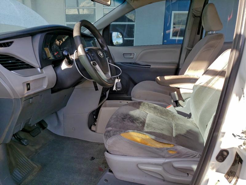 2017 TOYOTA SIENNA #3301638624