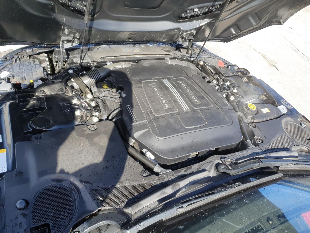 JAGUAR F-TYPE R DYNAMIC