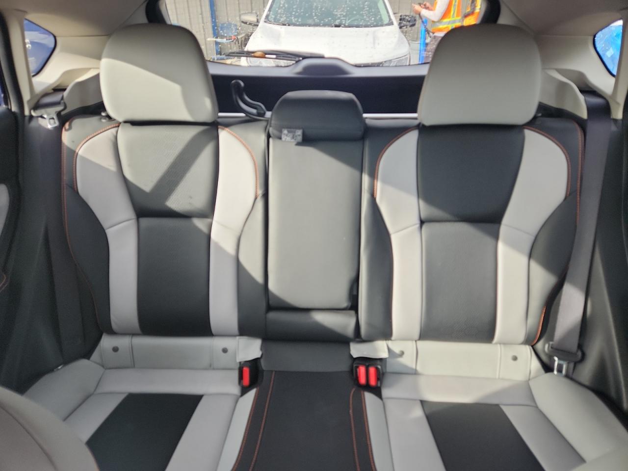 SUBARU CROSSTREK LIMITED