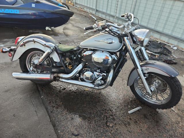 Global Auto Auctions: 2003 HONDA VT750 CD