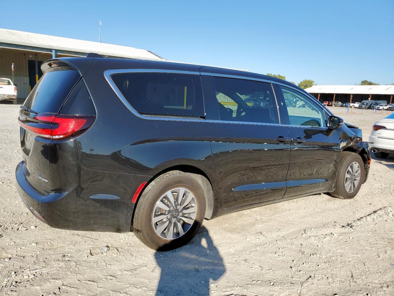CHRYSLER PACIFICA HYBRID TOURING L