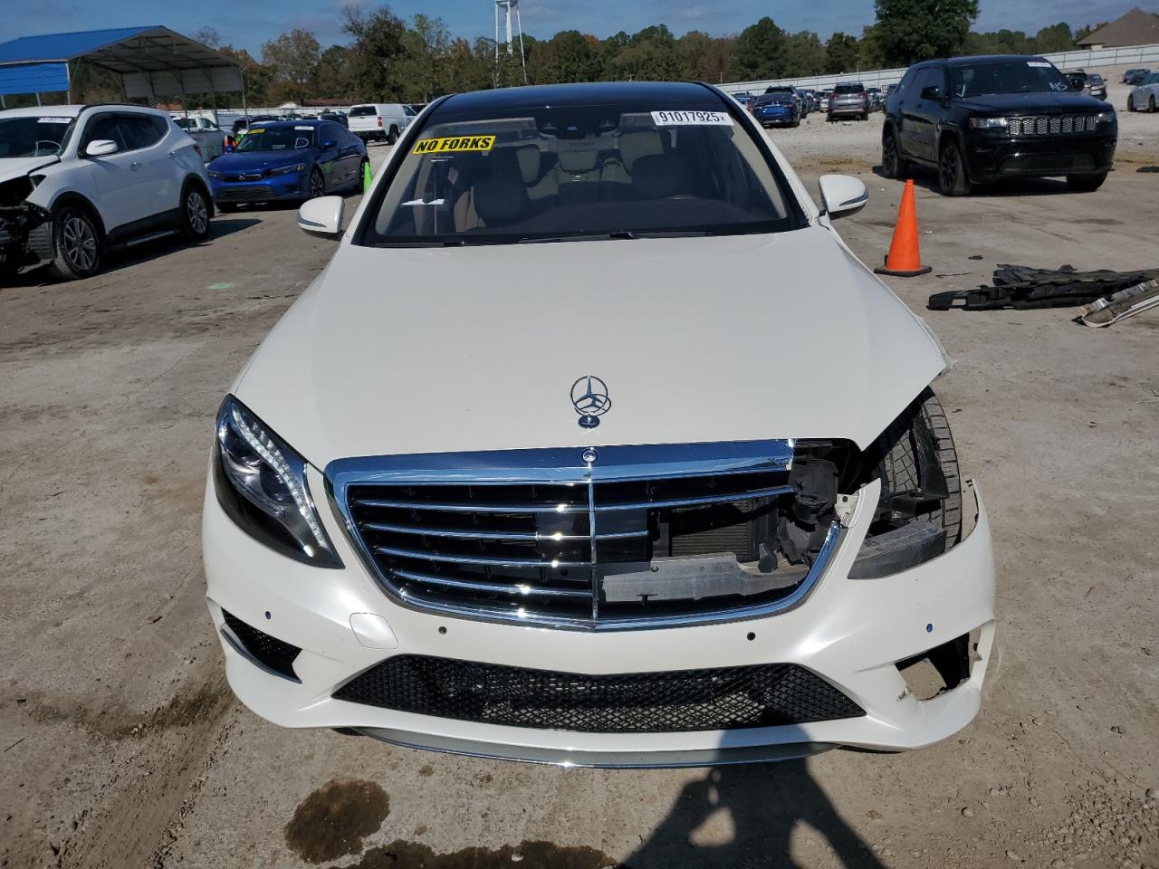 MERCEDES-BENZ S-CLASS 550