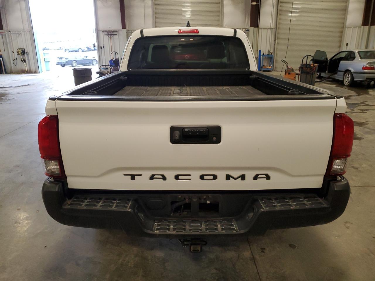 TOYOTA TACOMA ACCESS CAB
