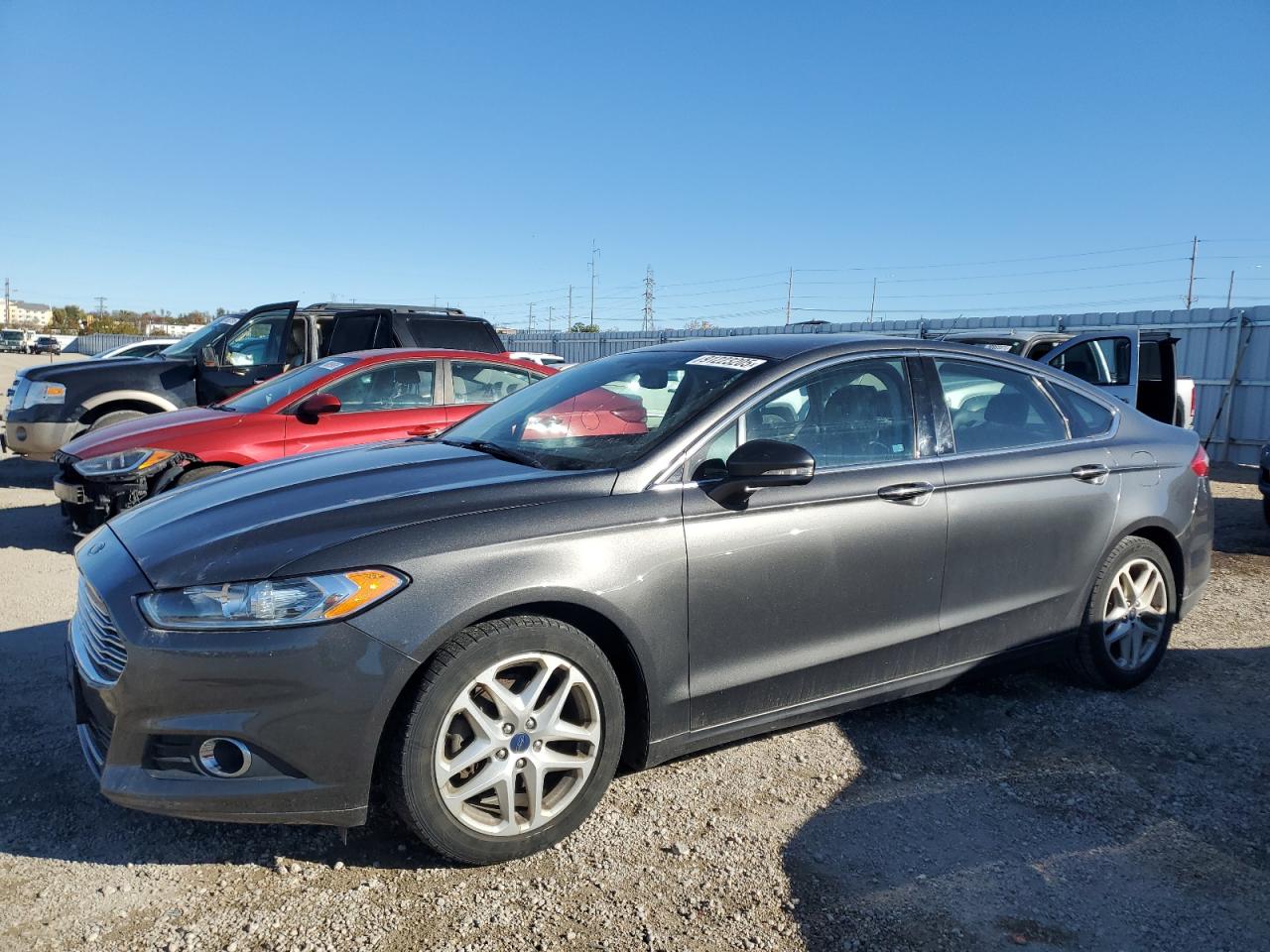 FORD FUSION SE