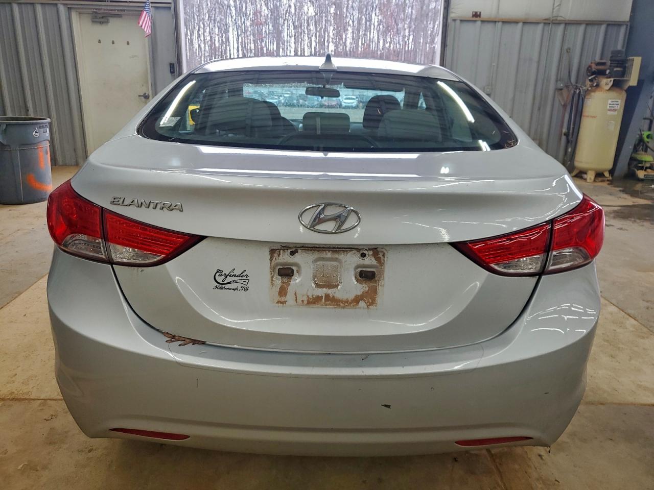 HYUNDAI ELANTRA GLS