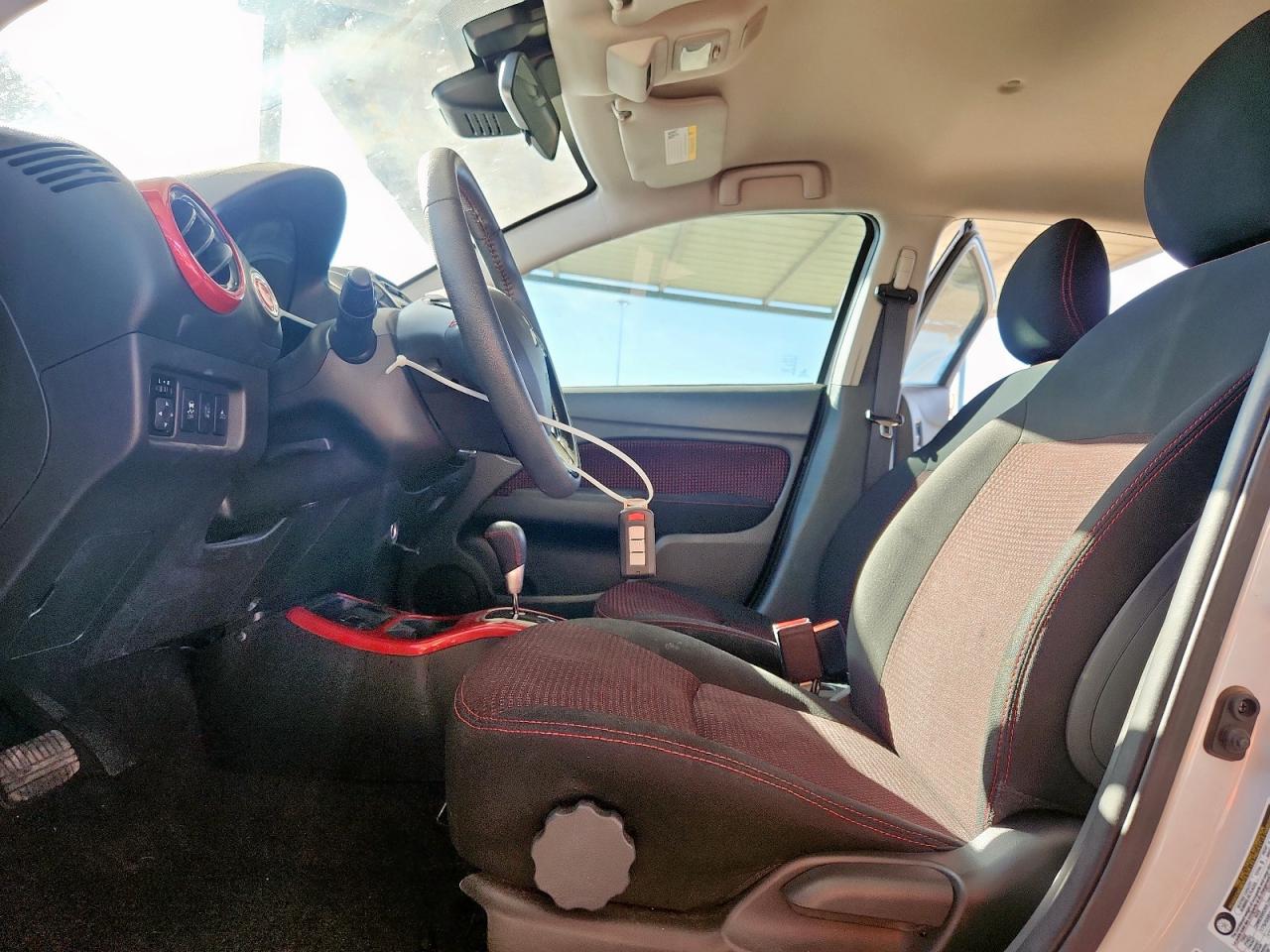 MITSUBISHI MIRAGE SE