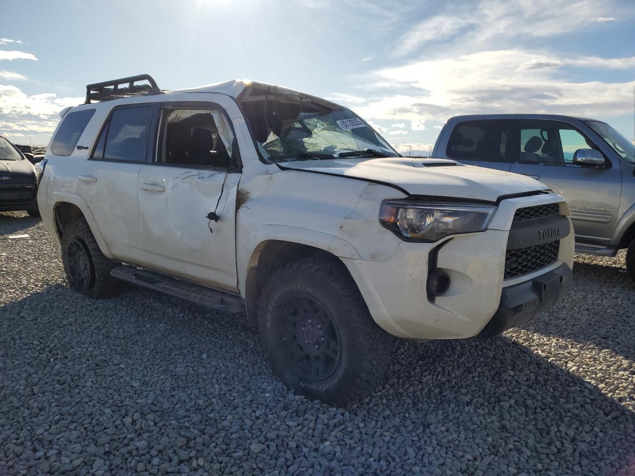 TOYOTA 4RUNNER SR5/SR5 PREMIUM
