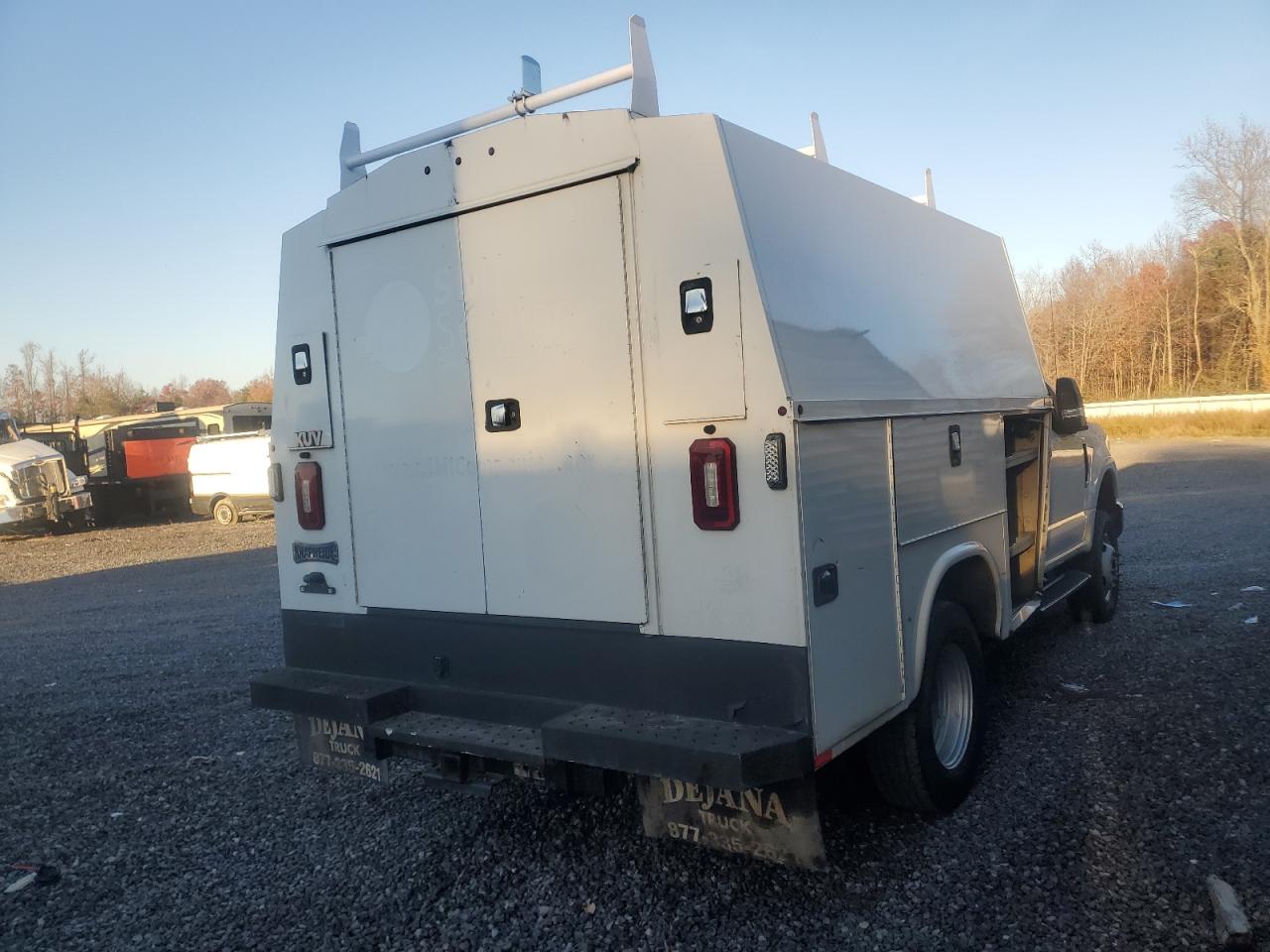 FORD F-350 SUPER DUTY