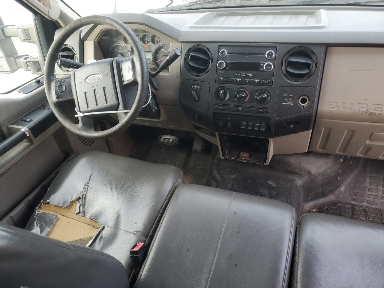 FORD F-250 SUPER DUTY