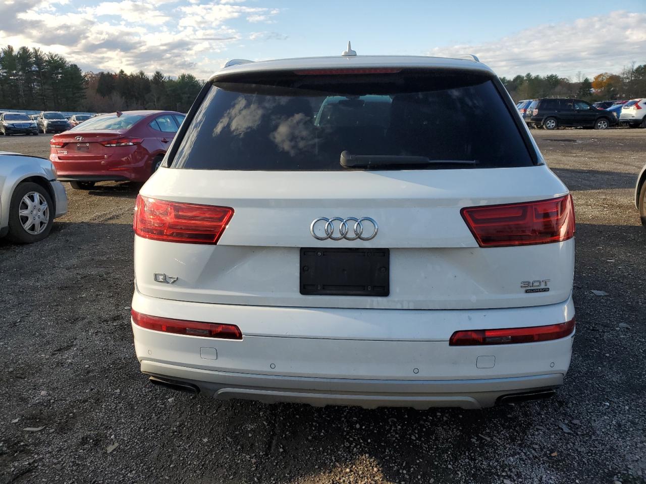 AUDI Q7 PREMIUM PLUS
