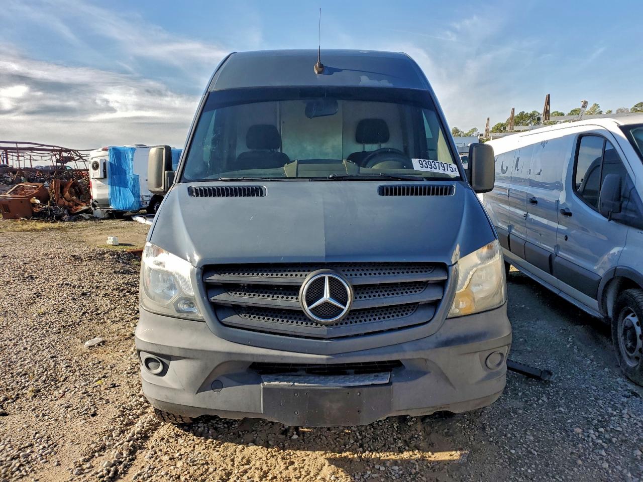 MERCEDES-BENZ SPRINTER 2500