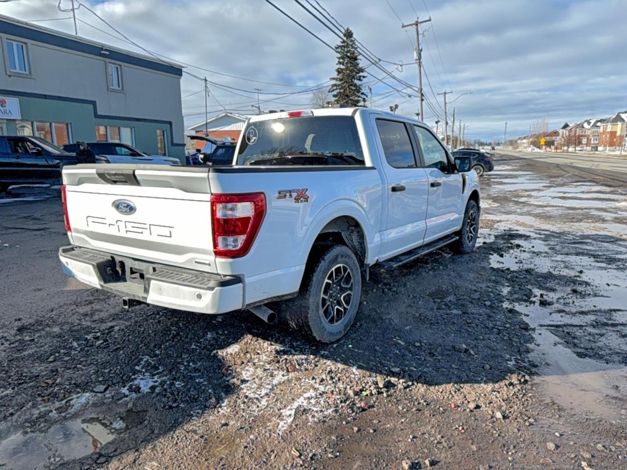 FORD F-150 SUPERCREW