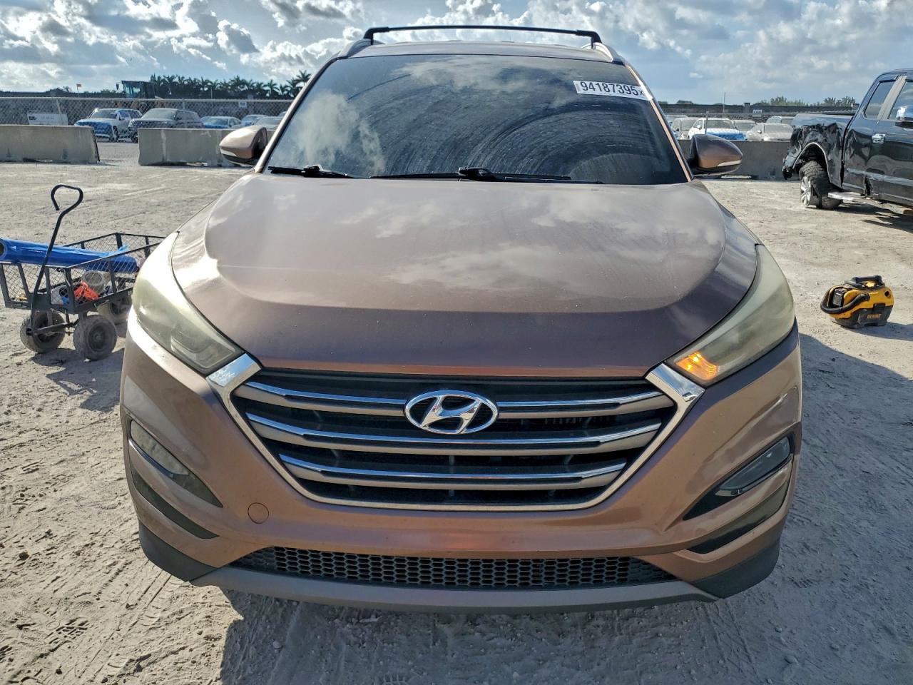 HYUNDAI TUCSON LIMITED