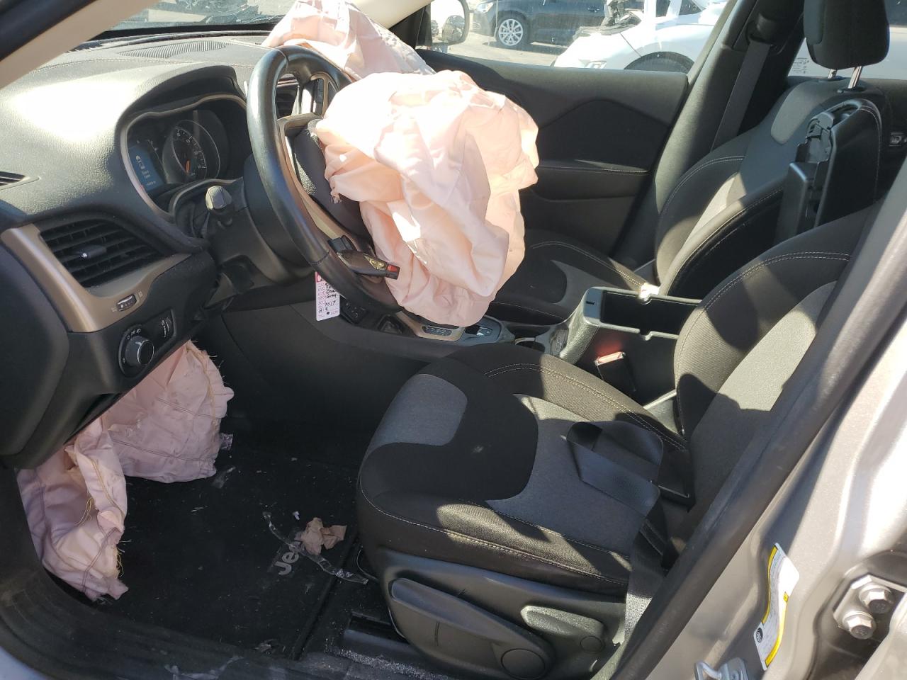 JEEP GRAND CHEROKEE SPORT