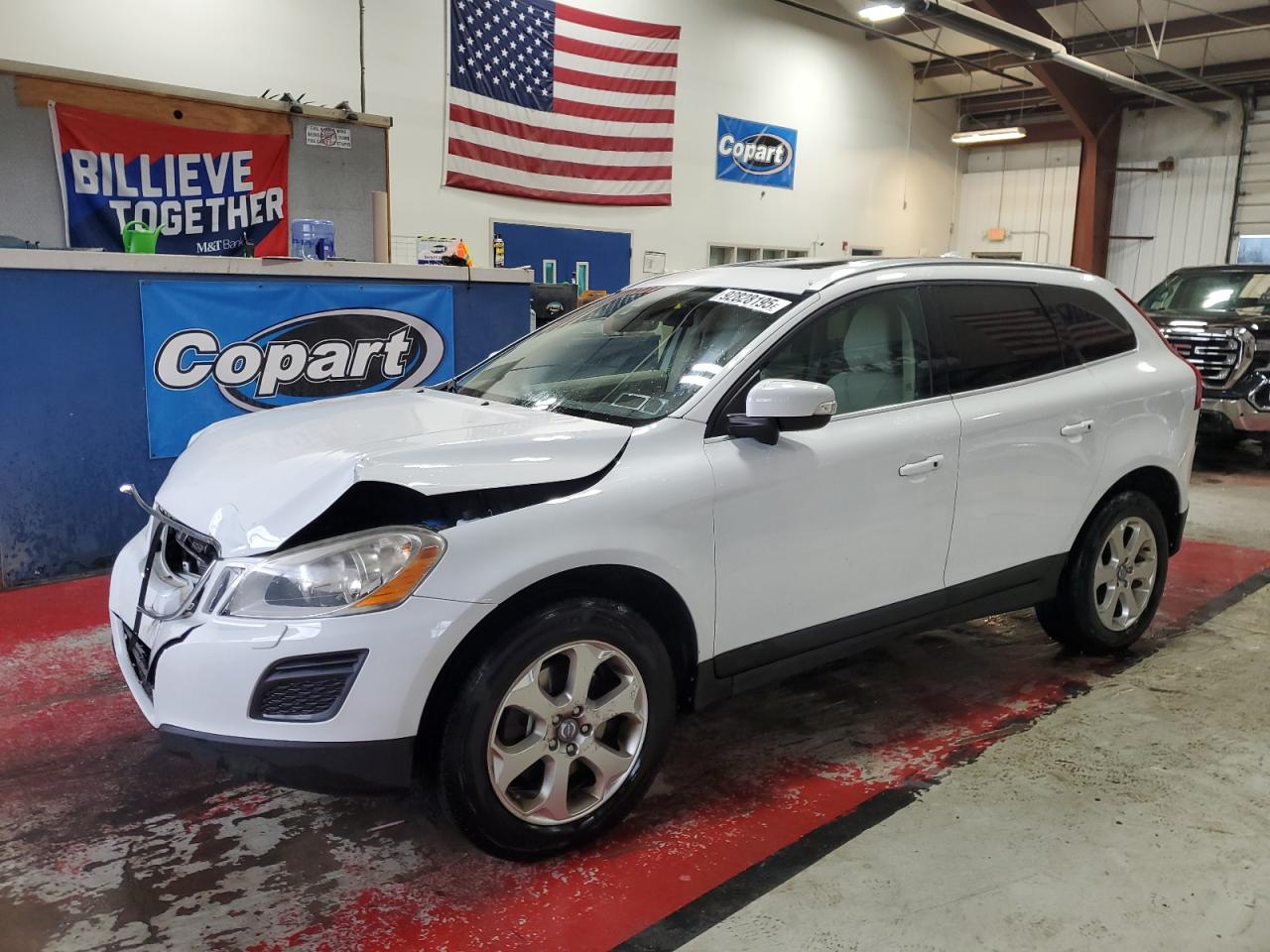 Lot #3302759399 2013 VOLVO XC60 3.2