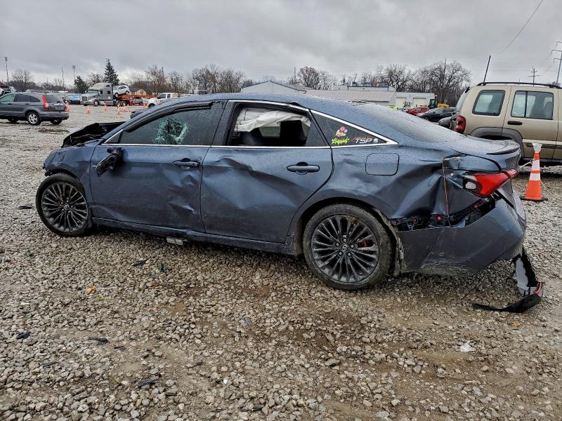 2019 TOYOTA AVALON XLE #3312427649