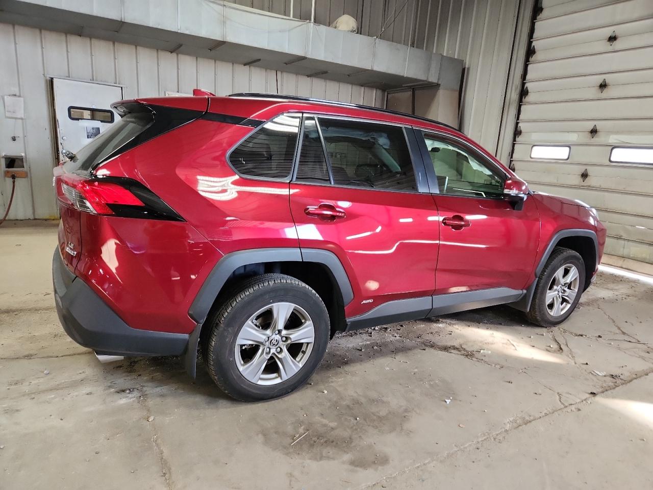 TOYOTA RAV4 LE