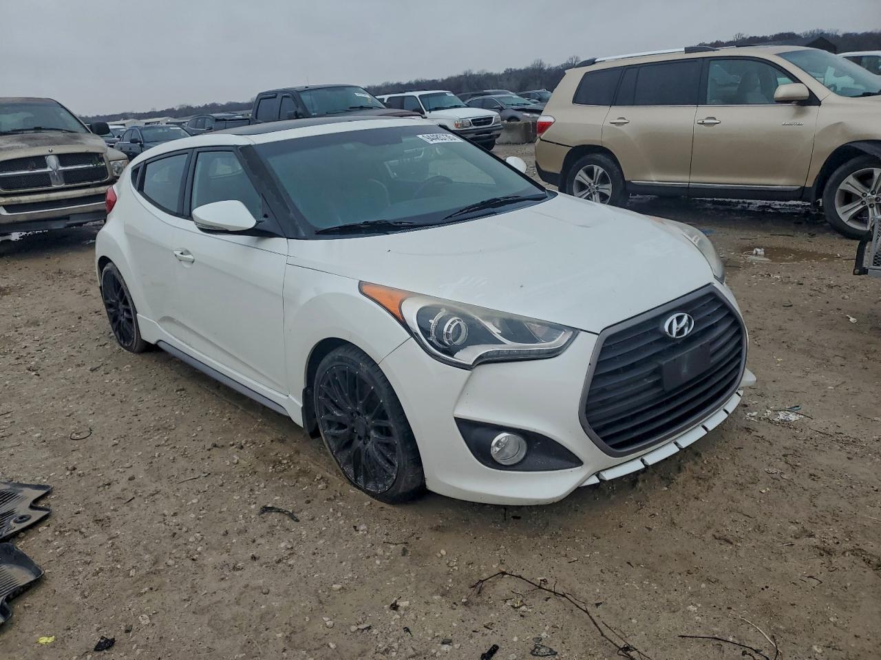 HYUNDAI VELOSTER TURBO
