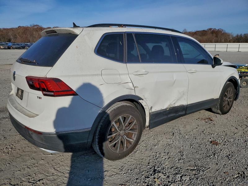 2018 VOLKSWAGEN TIGUAN SE #3296349189