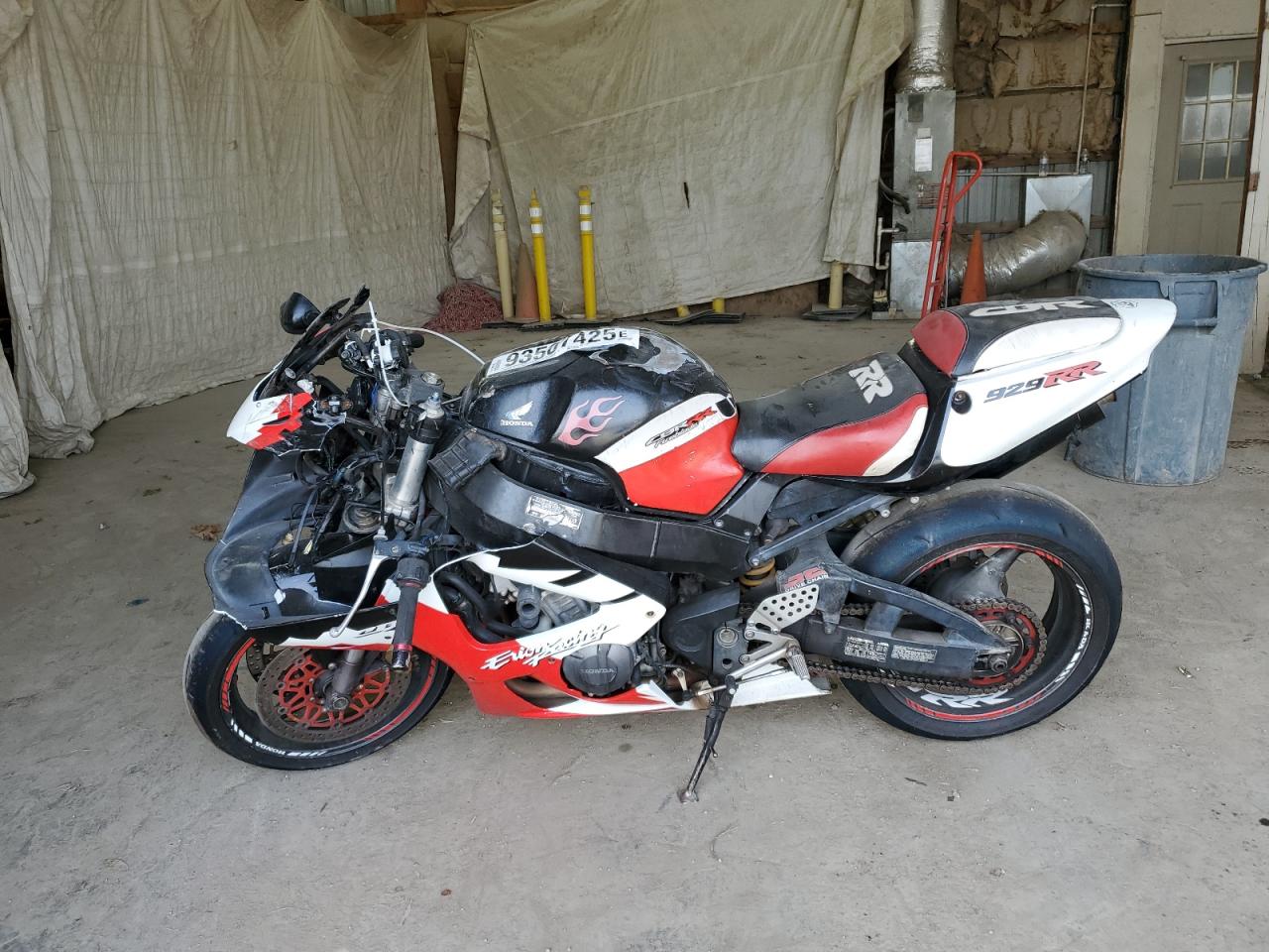Lot #3301809330 2001 HONDA CBR900 RE