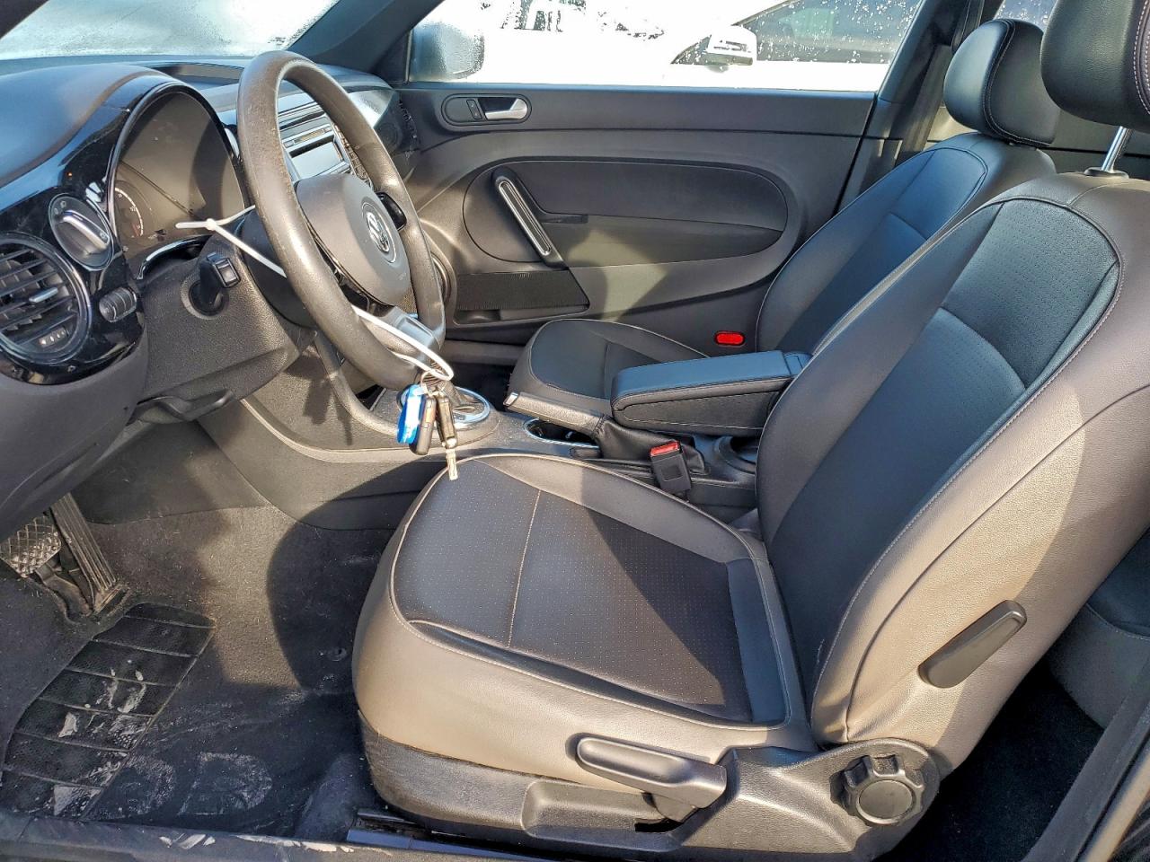 VOLKSWAGEN BEETLE 1.8T