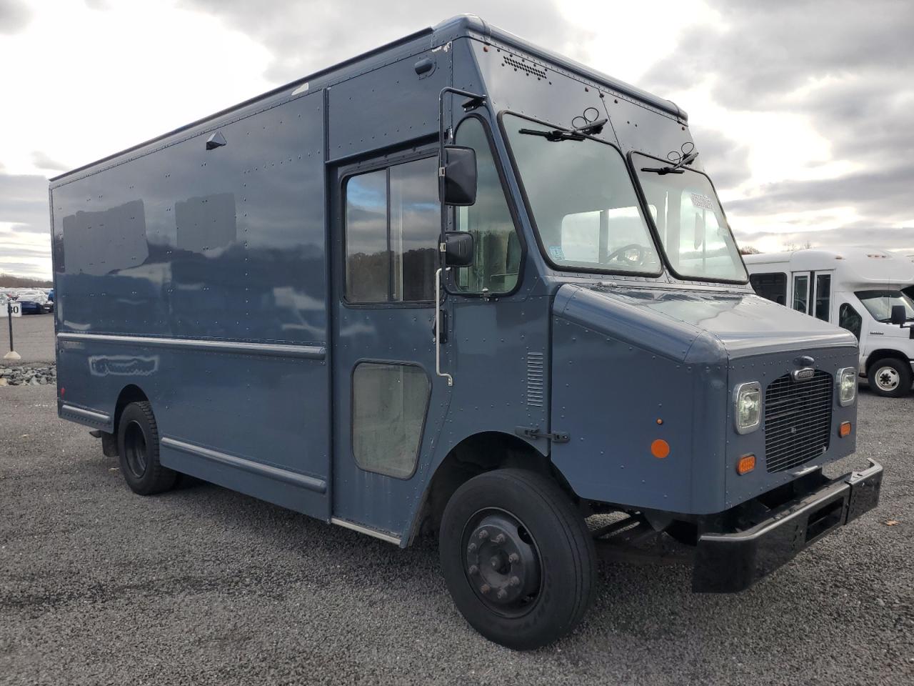 Lot #3309634049 2021 FREIGHTLINER MT45