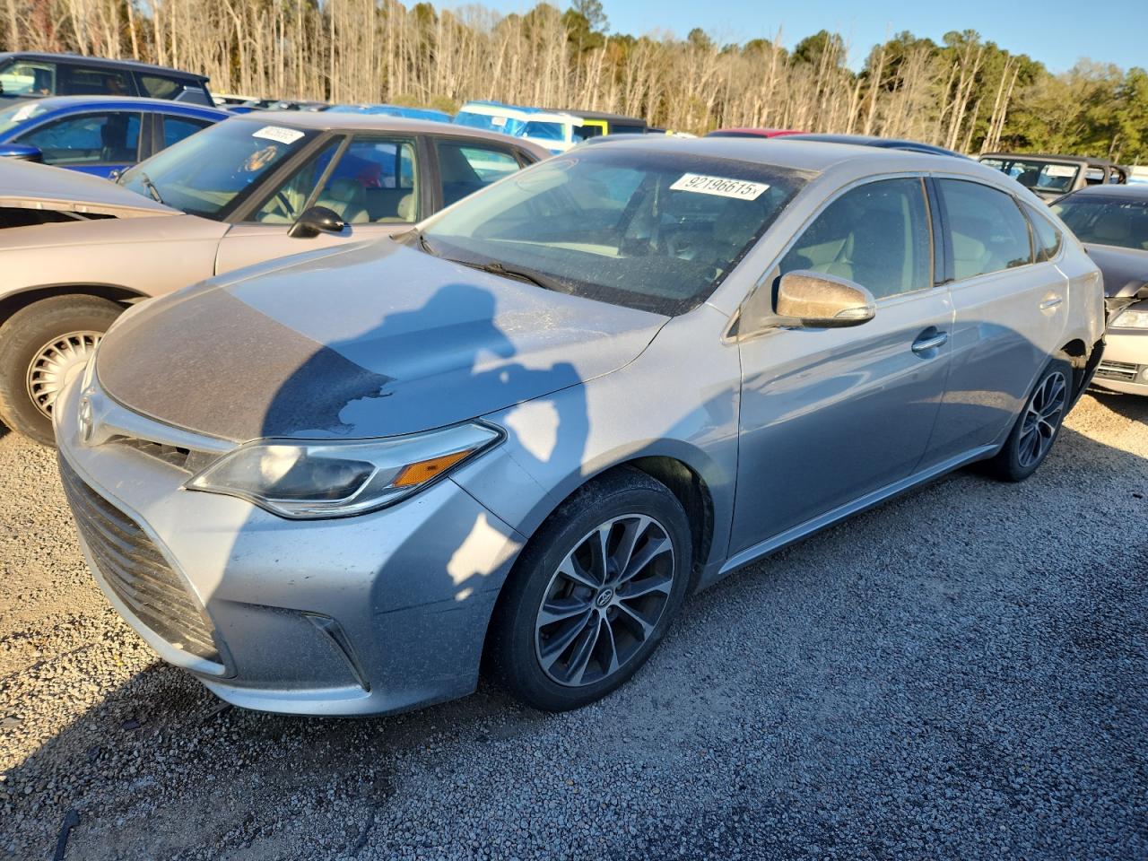 TOYOTA AVALON XLE
