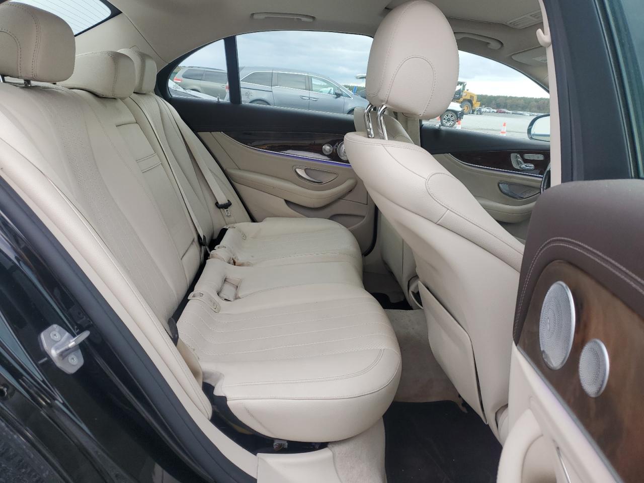 MERCEDES-BENZ E-CLASS 300 4MATIC