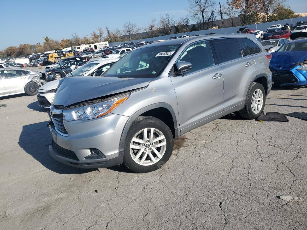 Lot #3316712402 2016 TOYOTA HIGHLANDER