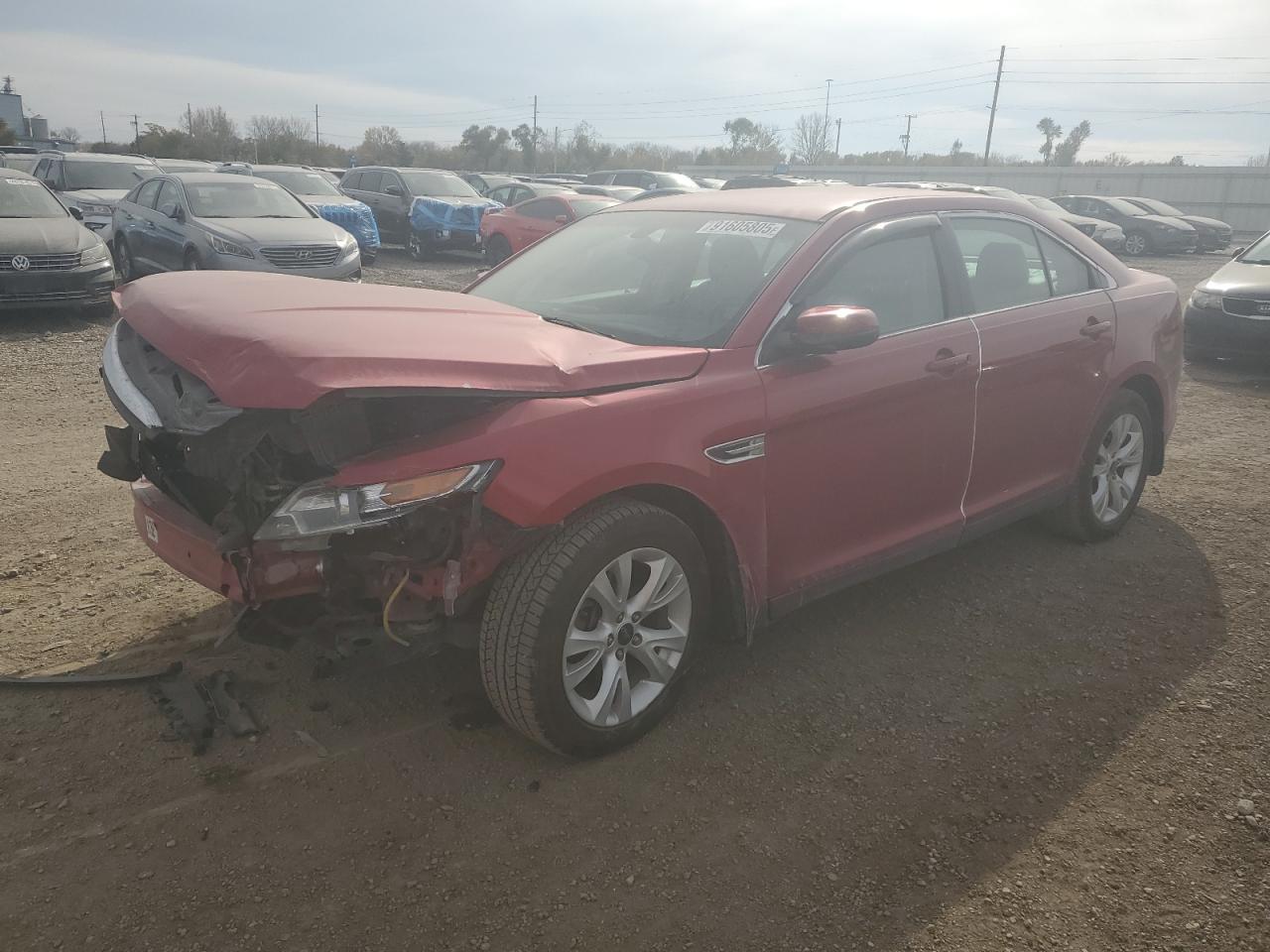 Lot #3302821898 2012 FORD TAURUS SEL